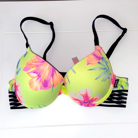 PINK Victoria's Secret Other - PINK VS wear everywhere push up bra